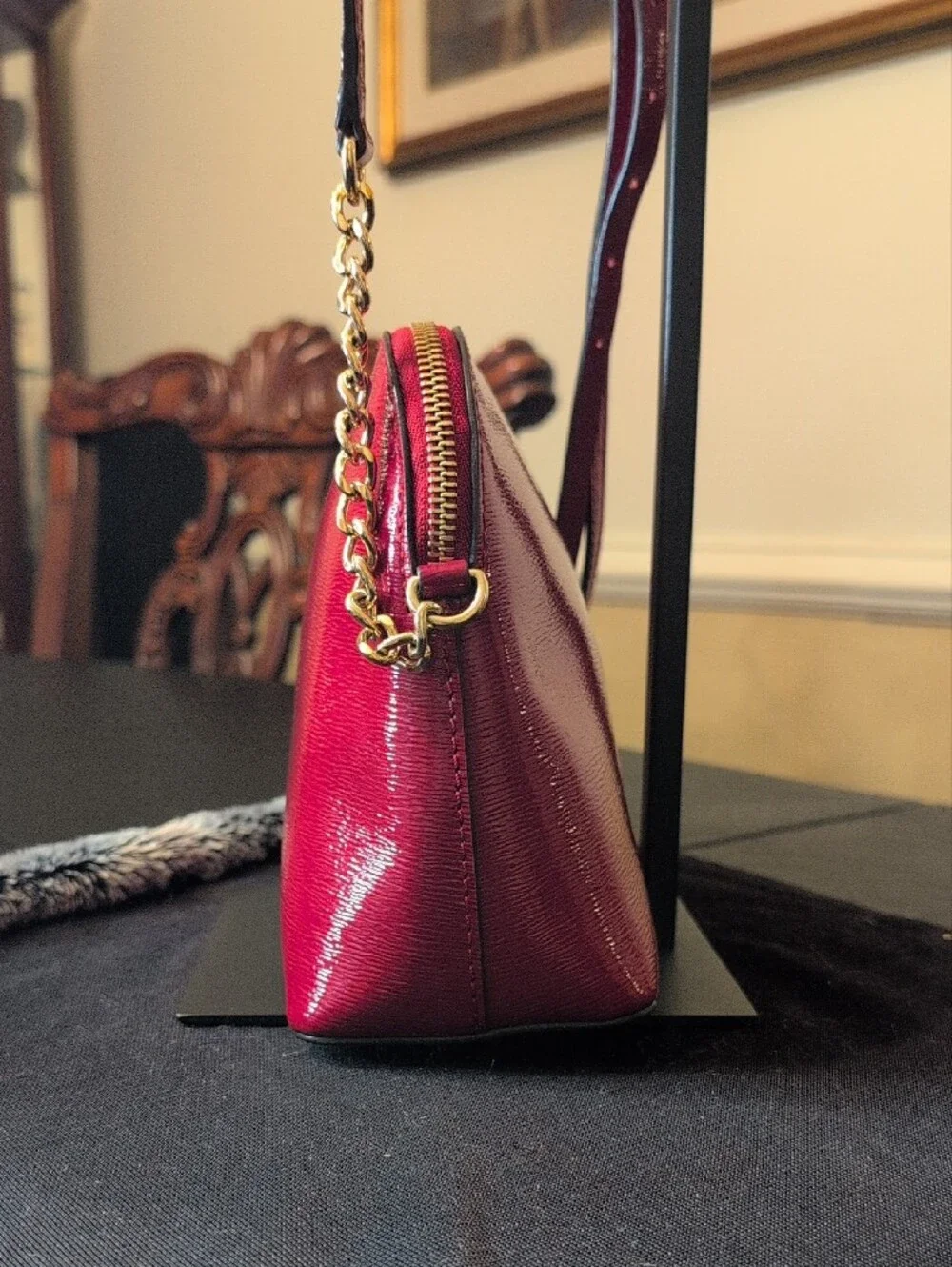 Michael Kors Cindy Large Dome Crossbody Bag.   NWOT